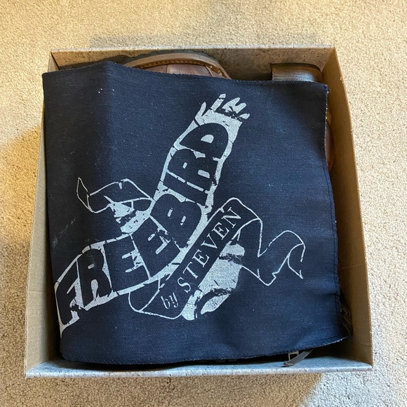 Freebird Women's Cora Brown Leather Boots - Picture 13 of 15